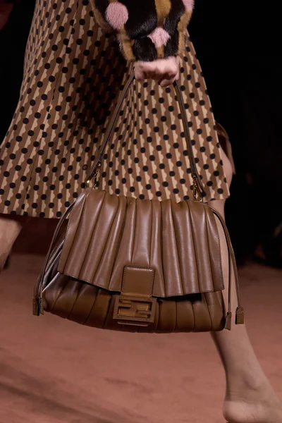 Look 128